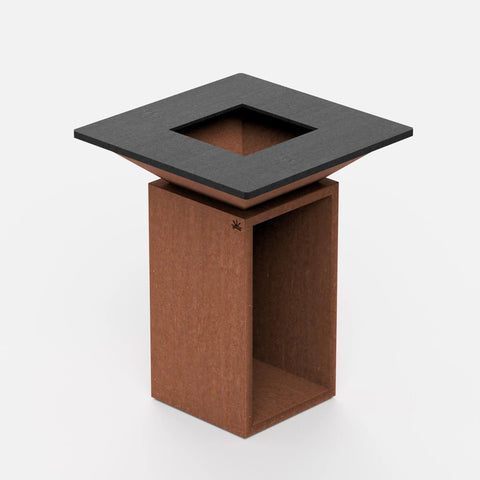 Brasero plancha de 80cm à la forme carré en acier corten et avec stockage bois dans son socle- KIBRULE fabriqué en France